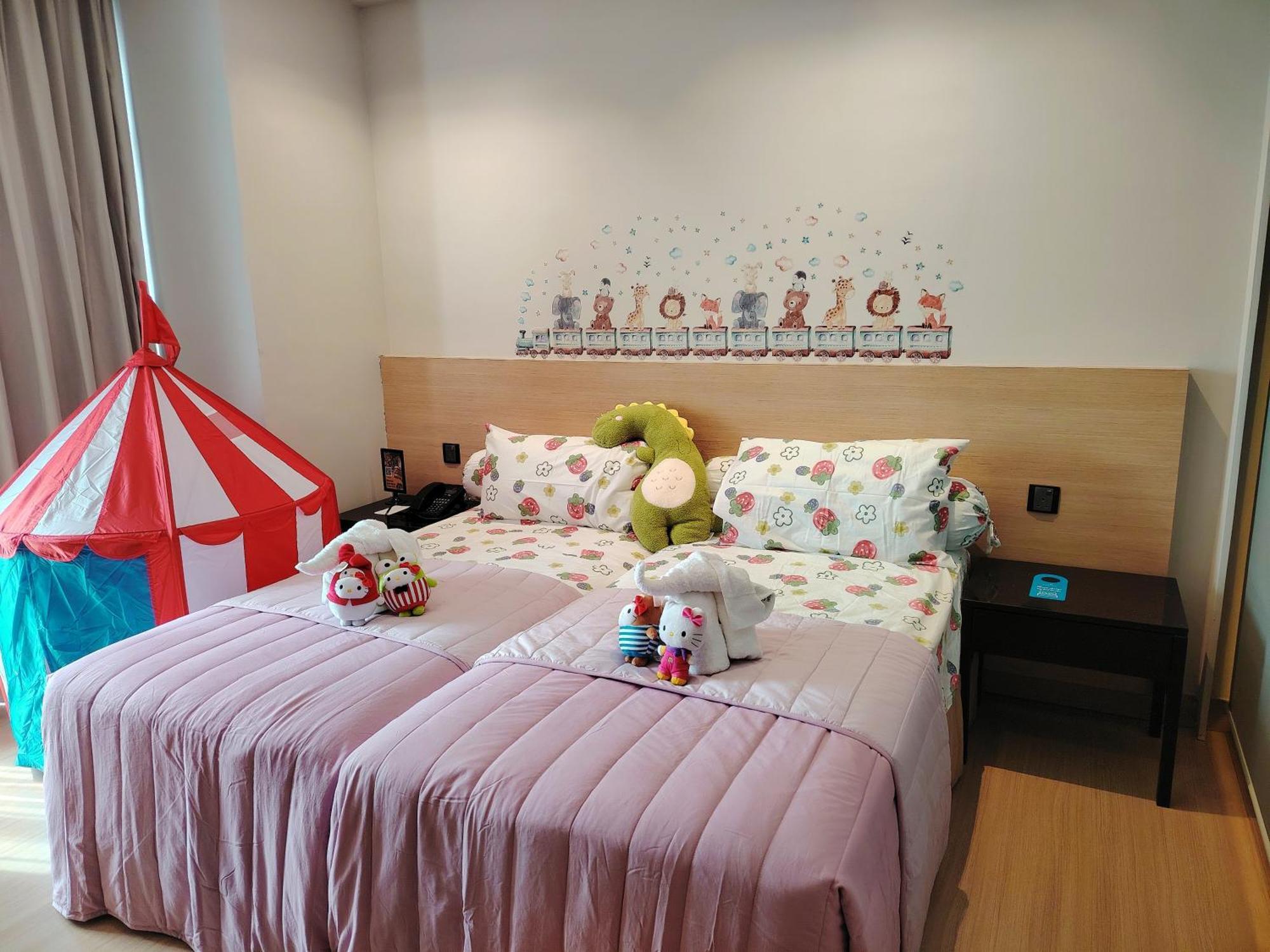 เดอะสเตรตส์ โฮเทล แอนด์ สวีท Hotel Malacca ภายนอก รูปภาพ